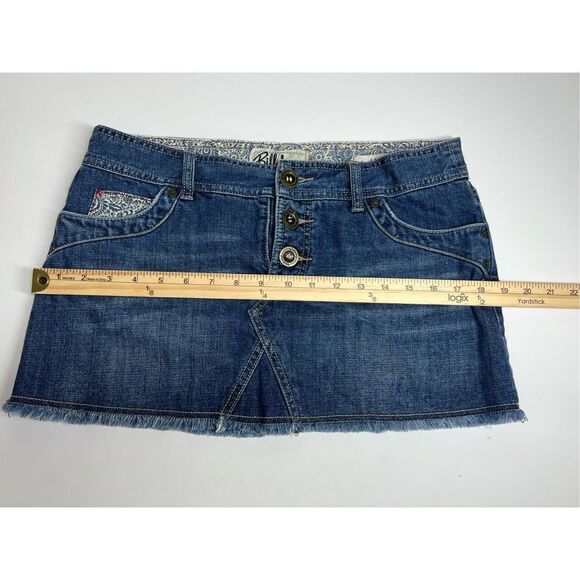 Billabong Denim Embroidered Mini Skirt Size 9 Low Rise - Picture 9 of 12